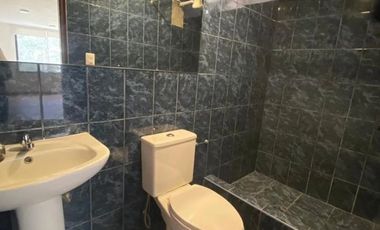 VENTA AMPLIA CASA REMODELADA 4 DORM- GARAGE 4 AUTOS URB LA CAPULLANA - SURCO