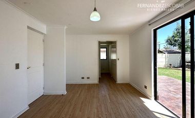 LOS ANDES - ARRIENDO CASA 4D 3B PISCINA - COND. CAMINO DEL INCA