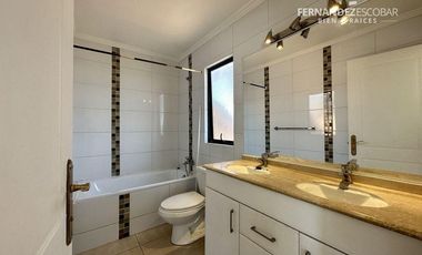 LOS ANDES - ARRIENDO CASA 4D 3B PISCINA - COND. CAMINO DEL INCA