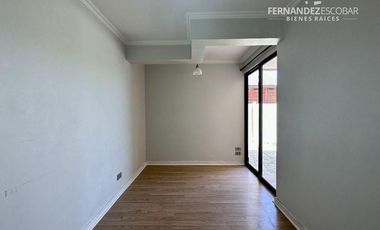 LOS ANDES - ARRIENDO CASA 4D 3B PISCINA - COND. CAMINO DEL INCA