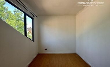 LOS ANDES - ARRIENDO CASA 4D 3B PISCINA - COND. CAMINO DEL INCA
