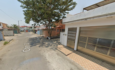 CASA DE RECUPERACIÓN BANCARIA EN CALLE CIRCUITO 3, FRACC. GEOVILLAS RINCÓN DE LOS PINOS, VERACRUZ. ¡NO SE ACEPTAN CRÉDITOS!