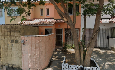 CASA DE RECUPERACIÓN BANCARIA EN CALLE CIRCUITO 3, FRACC. GEOVILLAS RINCÓN DE LOS PINOS, VERACRUZ. ¡NO SE ACEPTAN CRÉDITOS!