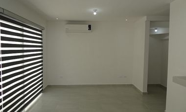 Casa en renta en Valle Azul Apodaca Nuevo León frente a parque.