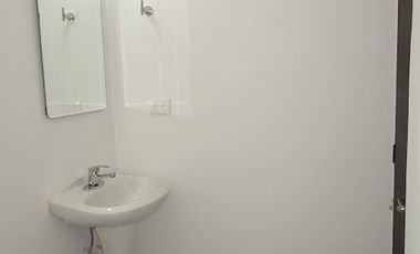 Casa en renta en Valle Azul Apodaca Nuevo León frente a parque.