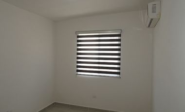 Casa en renta en Valle Azul Apodaca Nuevo León frente a parque.