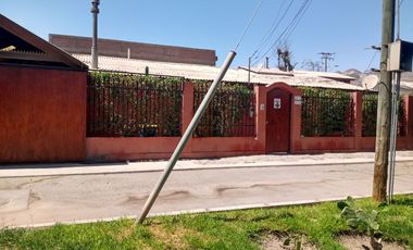 CASA AMOBLADA_VILLA LA ARBOLEDA_PRINCIPALMENTE EMPRESAS