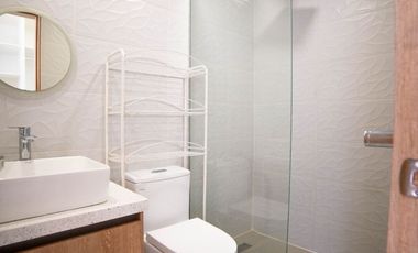 🏡 Departamento moderno en venta – Sector Remigio Crespo