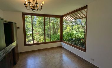 Renta de Casa, Puembo, Sector Chiche Obraje en Conjunto Familiar, Ecuador