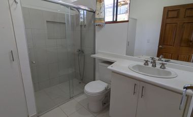 Renta de Casa, Puembo, Sector Chiche Obraje en Conjunto Familiar, Ecuador