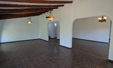 Renta de Casa, Puembo, Sector Chiche Obraje en Conjunto Familiar, Ecuador