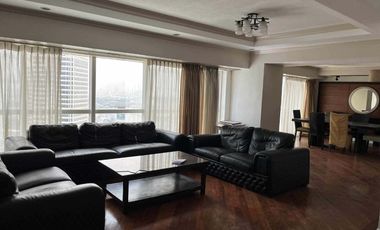 4 Bedroom Condo unit For Sale in Forbes Tower at Salcedo Village Makati City