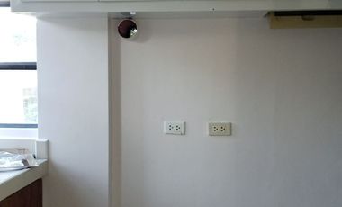 Corner lot house with common green garden at the backyard FOR LEASE near Solenad mall, Xavier School