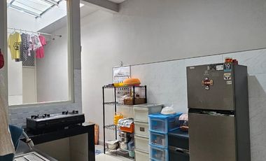 Rumah Manyar Minimalis