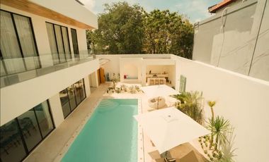 DIJUAL CEPAT Luxury Villa Marcio Sudah Siap Pakai
