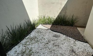 Zoi Capital Norte, casa en renta dentro de coto con seguridad y amenidades