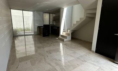 Zoi Capital Norte, casa en renta dentro de coto con seguridad y amenidades