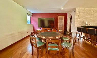 LA HERRADURA: SE VENDE Casa con ELEVADOR.  740 m2 de Terreno y 943 m2 de Construcción