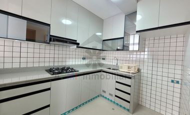 VENTA DE DEPARTAMENTOS DE ESTRENO EN TERCER PISO CERCA DE LA UNIVERSIDAD SIPAN