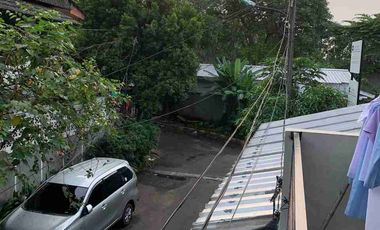 NVTDS0171 rumah 2 lantai masih dihuni di anggrek neli murni, kemanggisan, jakarta barat