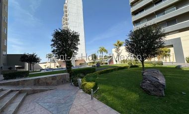 Departamento con amenidades y 3 recámaras. Cañadas del Lago - RENTA