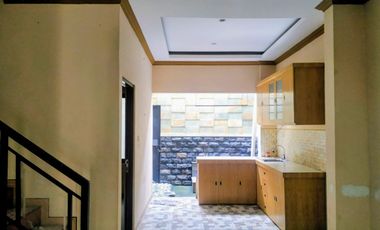 Rumah Mewah 2 lantai Renovasi Total Siap Huni