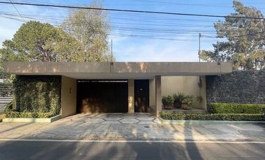 Pedregal, Venta de casa en Boulevard de la Luz