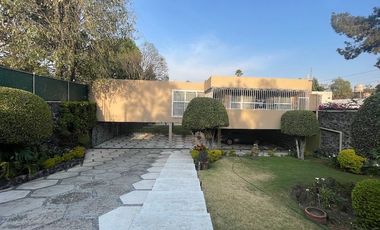 Pedregal, Venta de casa en Boulevard de la Luz