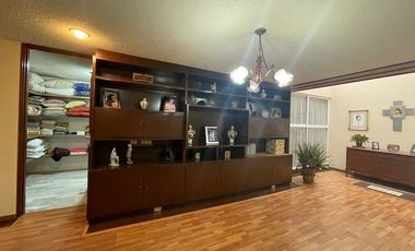 Pedregal, Venta de casa en Boulevard de la Luz