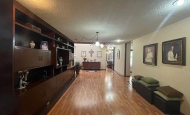 Pedregal, Venta de casa en Boulevard de la Luz