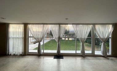 Pedregal, Venta de casa en Boulevard de la Luz