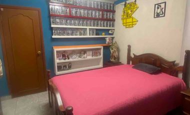 Excelente, Casa, en Renta, tres niveles