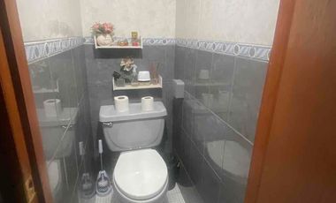 Excelente, Casa, en Renta, tres niveles