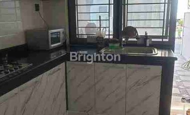 Dijual Rumah 2 Lantai Bagus Siap Huni Manyar Tirtoyoso Surabaya