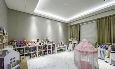 Rare 4BR Penthouse in Raffles Residences Makati - Fully furnished, 402 Sq.m