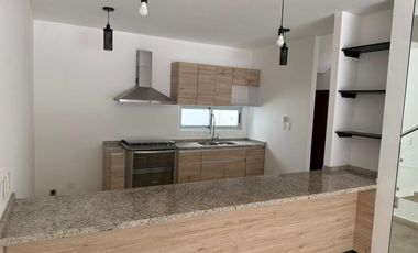 Renta Casa - Town House En Nuevo Sur Monterrey, N.L. estudiantes 3 recamaras Incluye Mantenimiento Totalmente Equipada, Amenidades