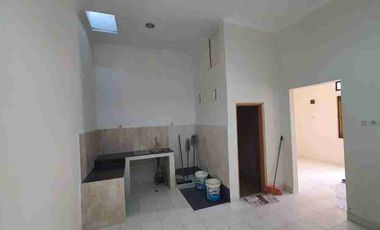 Rumah Siap Huni di Barombong R 2000