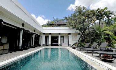 Rumah Sanur Bali dekat Pantai Padang Galak
