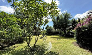 Rumah Sanur Bali dekat Pantai Padang Galak