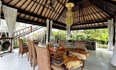 Rumah Sanur Bali dekat Pantai Padang Galak