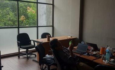 For sale: 4-storey office building, 400 m², in a strategic Central Jakarta area