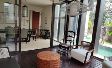 DISEWAKAN RUMAH PLATINUM Graha Famili