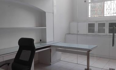 Disewakan Rumah Ready di Resort Mediterania PIK1 Ukuran 10x20m2