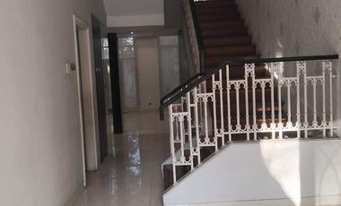 Disewakan Rumah Ready di Resort Mediterania PIK1 Ukuran 10x20m2