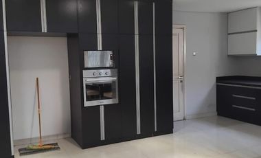 Disewakan Rumah Ready di Resort Mediterania PIK1 Ukuran 10x20m2