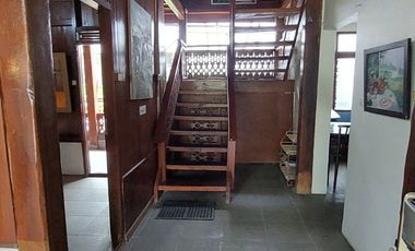 Dijual Rumah Konsep Kayu di Kawasan Sejuk dan Asri Pondok