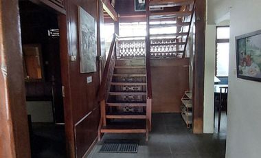 Dijual Rumah Konsep Kayu di Kawasan Sejuk dan Asri Pondok