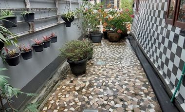 Dijual Rumah Konsep Kayu di Kawasan Sejuk dan Asri Pondok