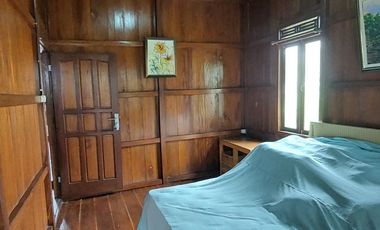 Dijual Rumah Konsep Kayu di Kawasan Sejuk dan Asri Pondok