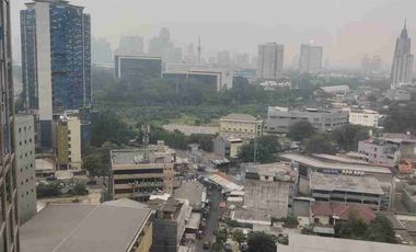 NVTDS0166 apartemen Slipi tower 2 3+1BR lantai 18 furnish siap huni Jakarta Barat
